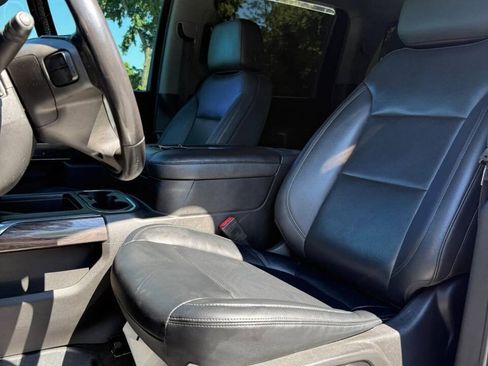 Used 2021 Chevrolet Silverado 2500 LTZ w/ LTZ Premium Package AWD/4WD image 14