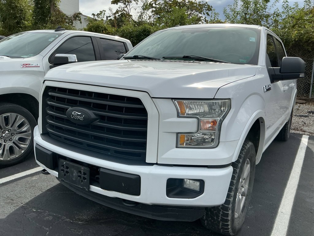 Used 2016 Ford F150 XLT w/ Equipment Group 302A Luxury AWD/4WD image 2