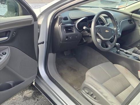 Used 2017 Chevrolet Impala LS FWD image 17