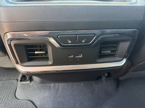 Used 2024 GMC Sierra 1500 Denali AWD/4WD image 37