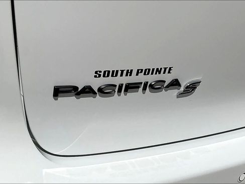 New 2026 Chrysler Pacifica Select w/ S Appearance Package FWD image 15