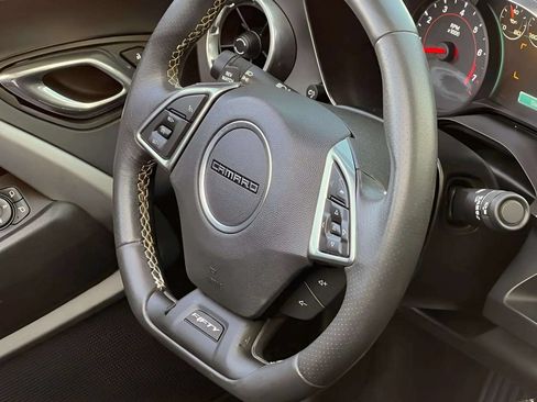 Used 2017 Chevrolet Camaro SS RWD image 13