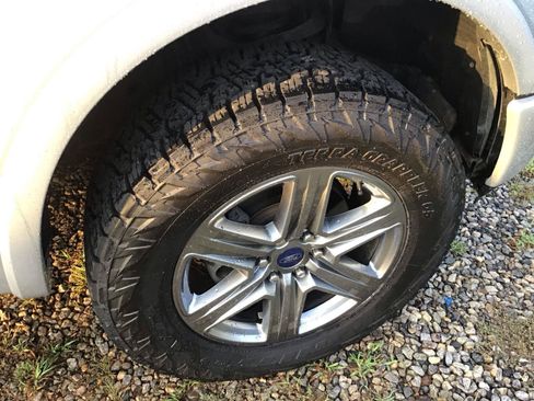 Used 2018 Ford F150 Lariat AWD/4WD image 8