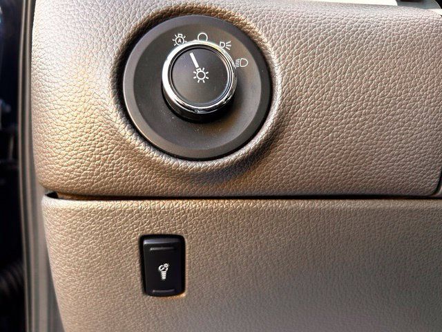 Used 2017 Lincoln Navigator L Select AWD/4WD image 21