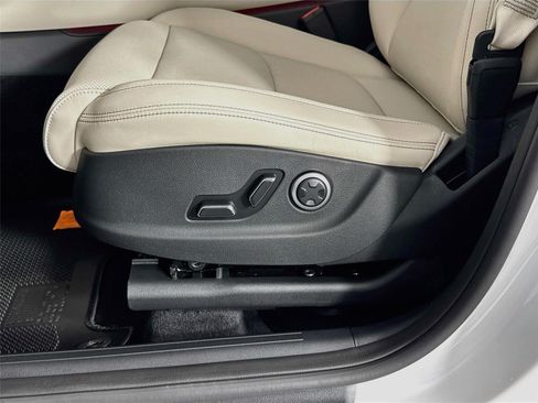 New 2027 Genesis GV70 2.5T AWD/4WD image 20