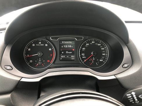 Used 2015 Audi Q3 2.0T Prestige w/ Prestige Package AWD/4WD image 12
