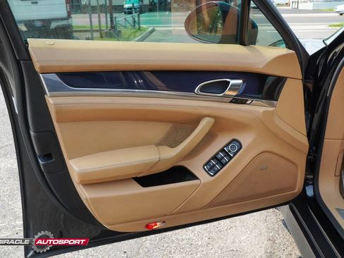 Used 2013 Porsche Panamera GTS AWD/4WD image 14