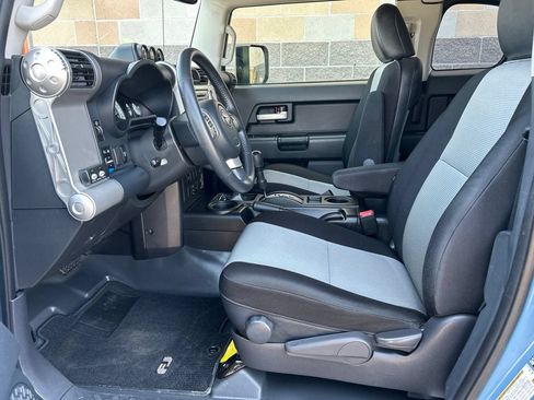 Used 2014 Toyota FJ Cruiser 4WD w/ Trail Teams Ultimate Edition image 23