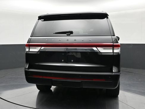 Used 2024 Lincoln Navigator L Black Label AWD/4WD image 4