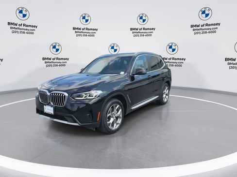 Used 2024 BMW X3 xDrive30i w/ Convenience Package AWD/4WD image 4