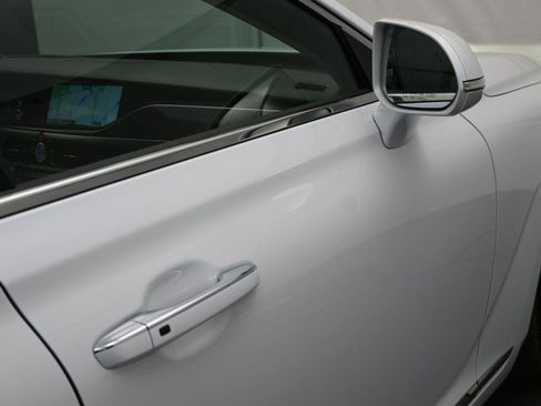 Used 2019 Genesis G90 5.0 Ultimate image 16