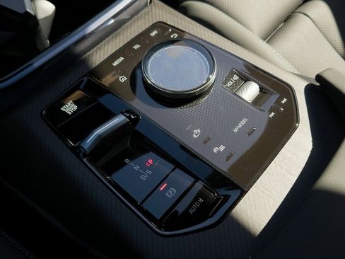 New 2026 BMW X3 xDrive30 w/ Premium Package image 12