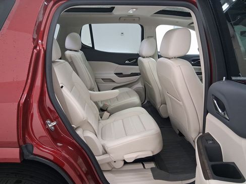 Used 2023 GMC Acadia Denali w/ Denali Ultimate Package image 33