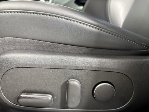 Used 2024 Hyundai Kona Limited image 21