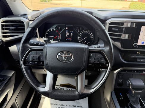 Used 2023 Toyota Tundra SR5 w/ SR5 Convenience Package AWD/4WD image 16