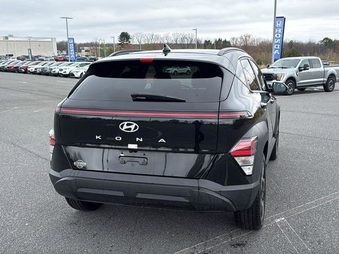 Certified 2024 Hyundai Kona SEL FWD image 7