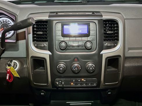 Used 2016 RAM 3500 SLT w/ Quick Order Package 29G SLT AWD/4WD image 12