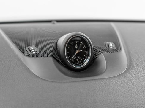 Used 2022 Maserati Levante GT image 27