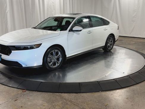 Certified 2024 Honda Accord EX image 7