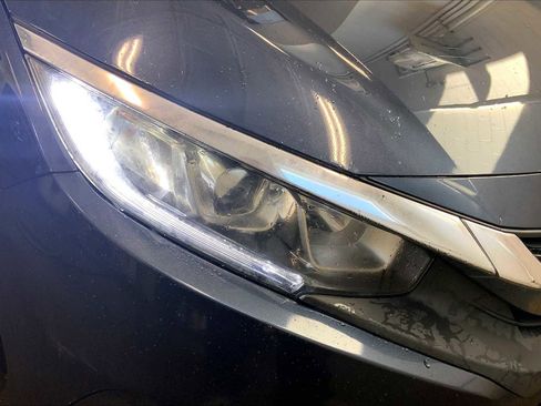 Used 2018 Honda Civic LX image 24