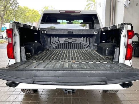 Used 2021 Chevrolet Silverado 1500 Custom image 18