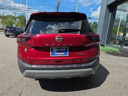 Used 2023 Nissan Rogue SV AWD/4WD image 4