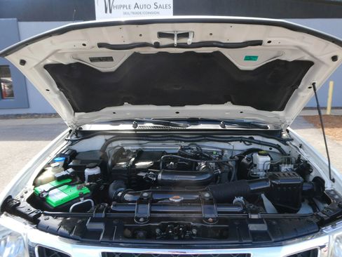 Used 2018 Nissan Frontier S RWD image 34