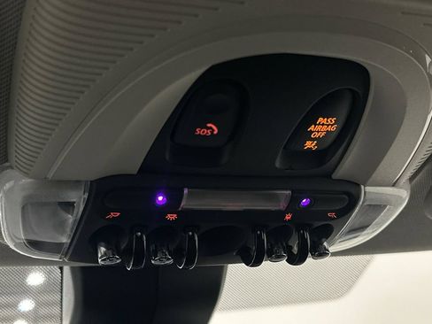 Used 2020 MINI Cooper S w/ Premium Package FWD image 36