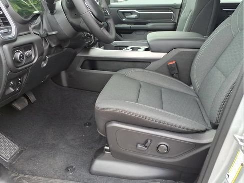 New 2026 RAM 1500 Big Horn AWD/4WD image 11