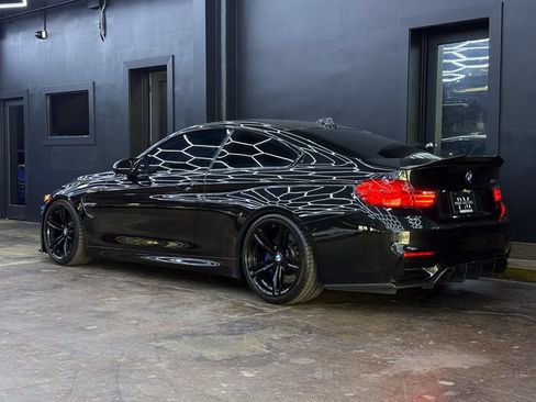 Used 2015 BMW M4 Coupe RWD image 7