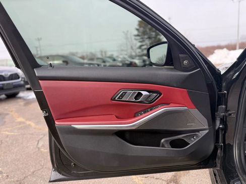 Used 2023 BMW M340i w/ Premium Package image 9