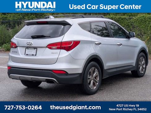 Used 2016 Hyundai Santa Fe Sport w/ Option Group 02 FWD image 5
