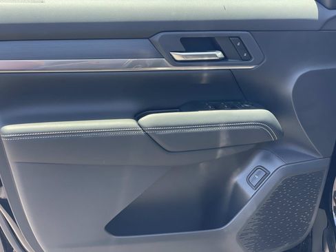 New 2026 GMC Terrain Elevation w/ Elevation Premium Package FWD image 19