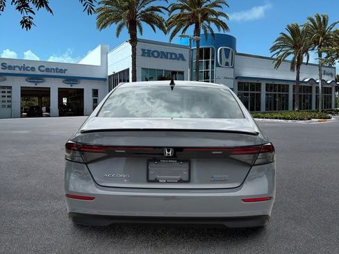 Used 2024 Honda Accord Sport image 7