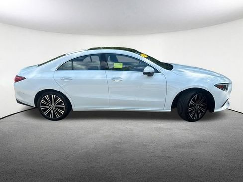 Used 2022 Mercedes-Benz CLA 250 4MATIC image 13
