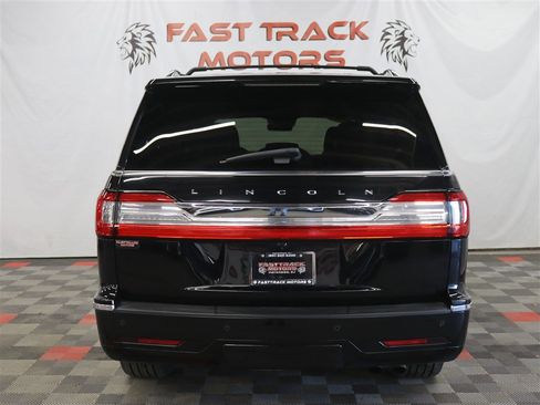 Used 2020 Lincoln Navigator Reserve w/ Luxury Package image 5