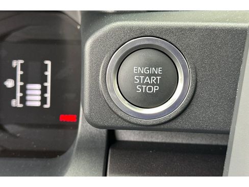 New 2026 Toyota 4Runner SR5 AWD/4WD image 26