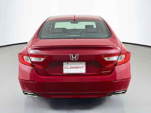 Used 2018 Honda Accord Sport image 7