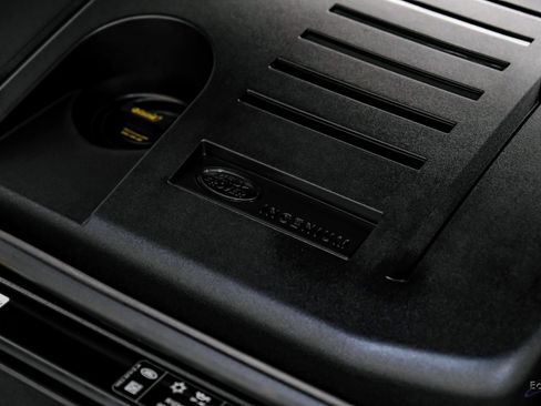 Used 2023 Land Rover Range Rover SE image 98