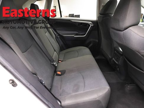 Used 2023 Toyota RAV4 LE AWD/4WD image 22
