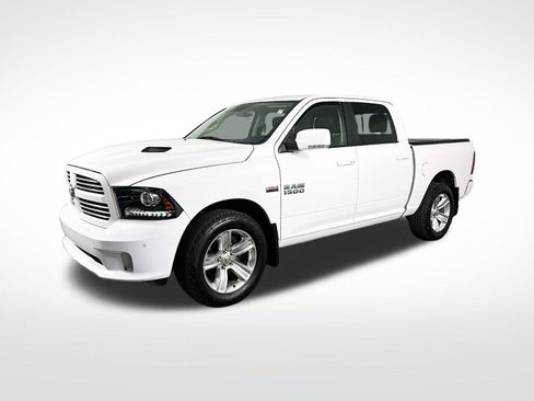 Used 2017 RAM 1500 Sport image 4