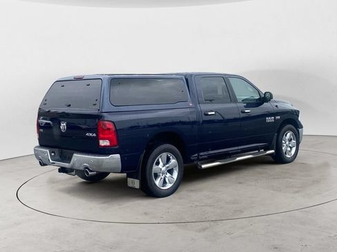 Used 2017 RAM 1500 Classic SLT w/ SLT Plus D←cor Group AWD/4WD image 5