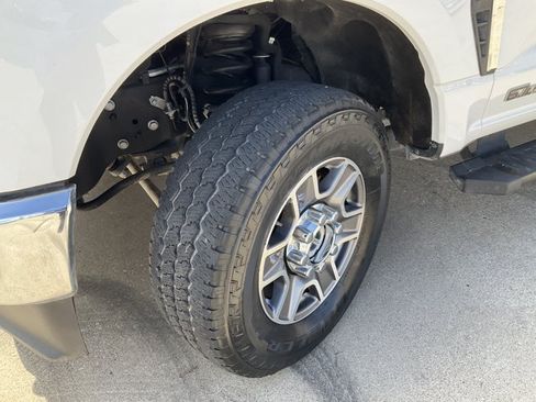 Certified 2024 Ford F250 Lariat AWD/4WD image 27
