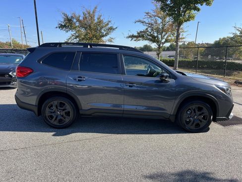 Certified 2025 Subaru Ascent Onyx Edition w/ Onyx Package image 8