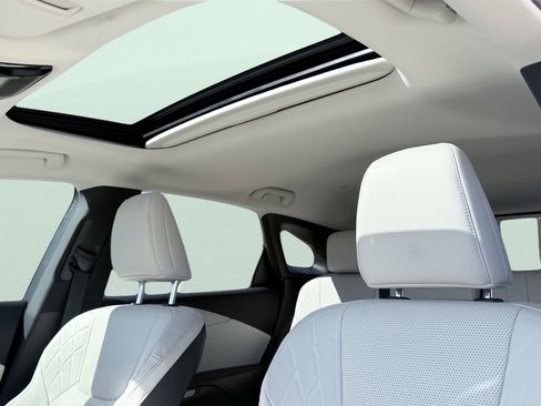 Used 2026 Lexus RX 350 Premium Plus w/ Accessory Package (Z1) image 29