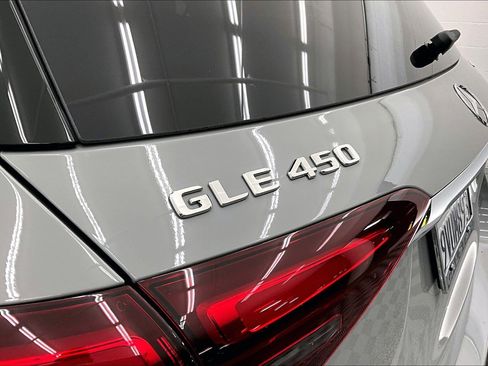 Used 2026 Mercedes-Benz GLE 450 4MATIC image 32