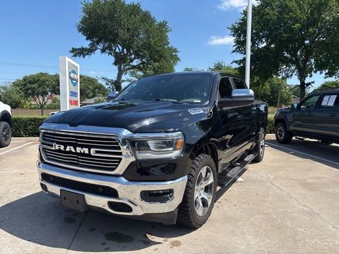 Used 2023 RAM 1500 Laramie AWD/4WD image 1