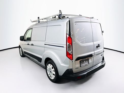 Used 2019 Ford Transit Connect XLT FWD image 5