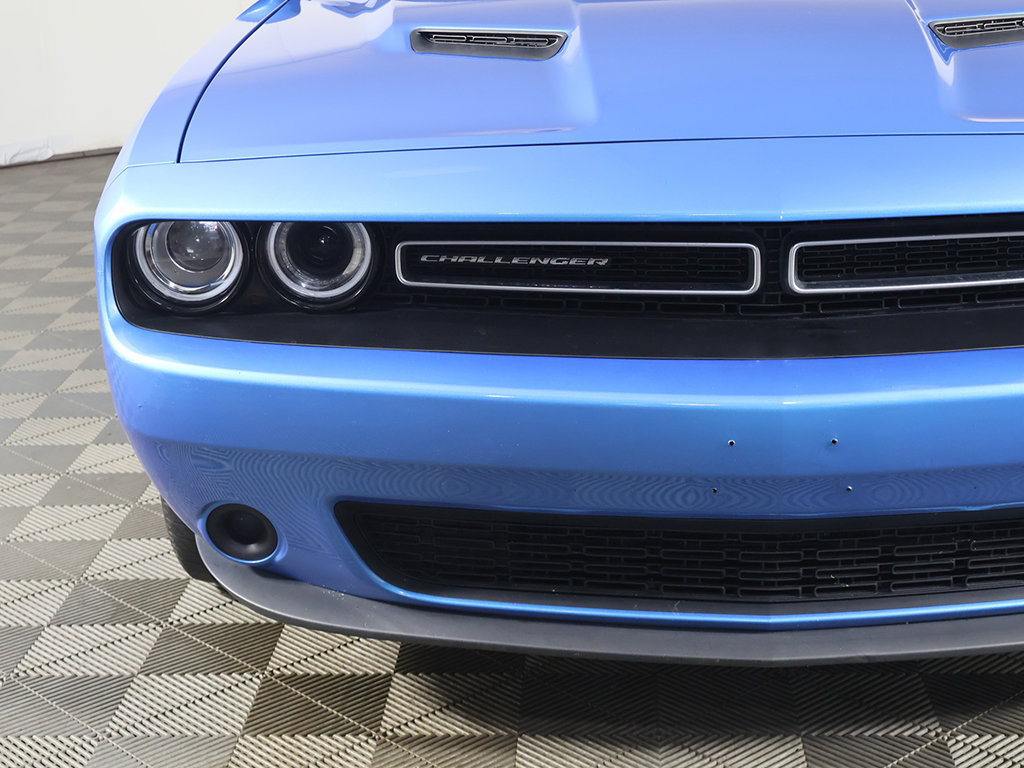 Used 2023 Dodge Challenger SXT RWD image 11