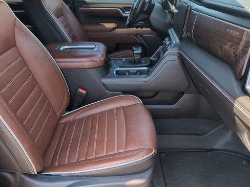 Certified 2022 GMC Sierra 1500 Denali Ultimate AWD/4WD image 28